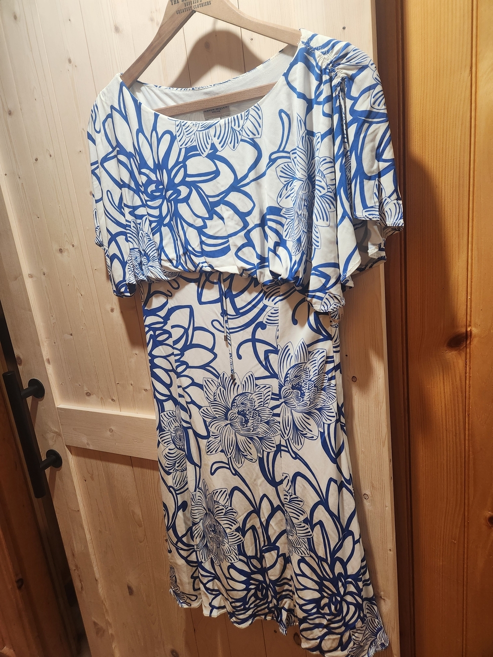 White and Blue Floral Women’s DressKarenMillen Size10